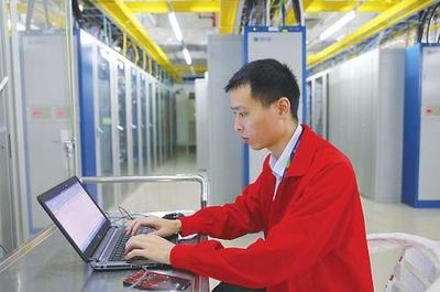 守护网络动力的“尖兵”——记广东网络技术服务工程师李佰轩